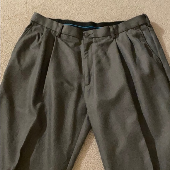 MEN’S Gray Dress Pants - Picture 2 of 6